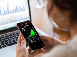 ETFs May Present a ‘Compelling Solution’ for Female Investors ETF Investing Tools
