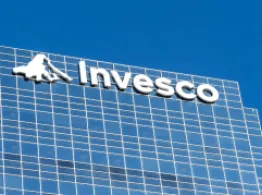 Invesco Launches Equal Weight Nasdaq 100 ETF invesco