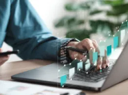 GeoWealth's Jen Wing Pinpoints How Advisors Use ETFs. Charts and Laptop