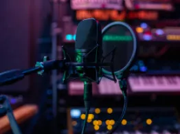 Podcast Microphone Studio