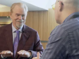 Rob Arnott: Will SpaceX Create The Biggest Bubble Ever? Rob Arnott smiles while being interviewed at Basis NW