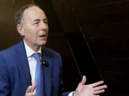Semiconductors to Stablecoins: Jan van Eck on 2026 Markets Jan van Eck gestures while speaking to Dave Nadig at ICI 2026